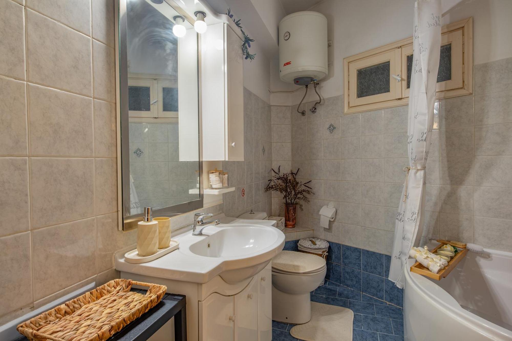 House Of Velenia - 2 Bedroom Apartment Near Old Town, Airport And Bus Station Corfu (city) Exterior foto