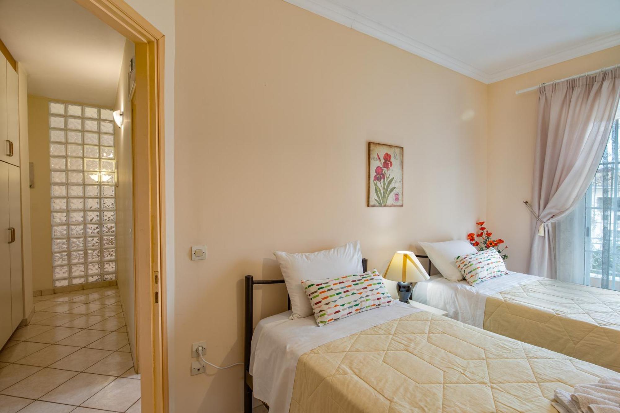 House Of Velenia - 2 Bedroom Apartment Near Old Town, Airport And Bus Station Corfu (city) Exterior foto